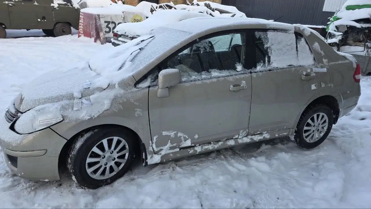Продажа Nissan Tiida C11 2012 года с пробегом 101150 км - Легковые автомобили (Авто) в Курск