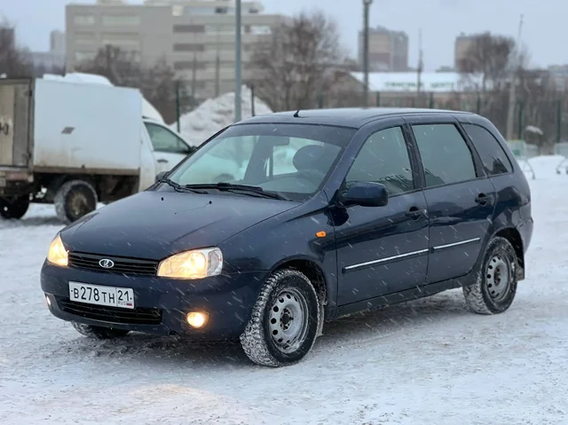 Lada Kalina 2013 года на шеснаре - Госномера в Казань