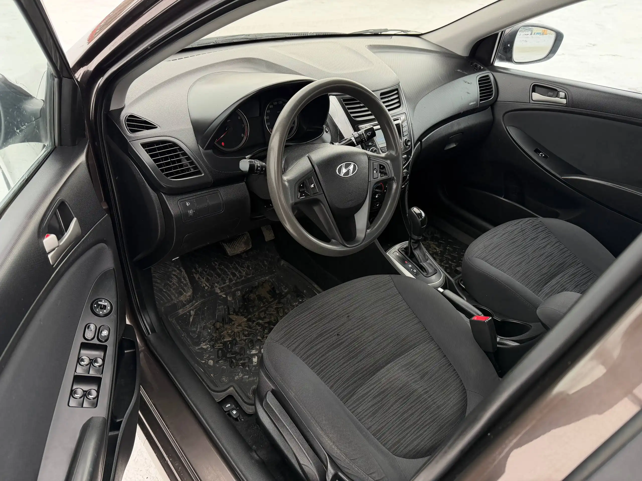 Hyundai SOLARIS 2014 г.в Автомат 1.6 - Легковые автомобили (Авто) в Казань