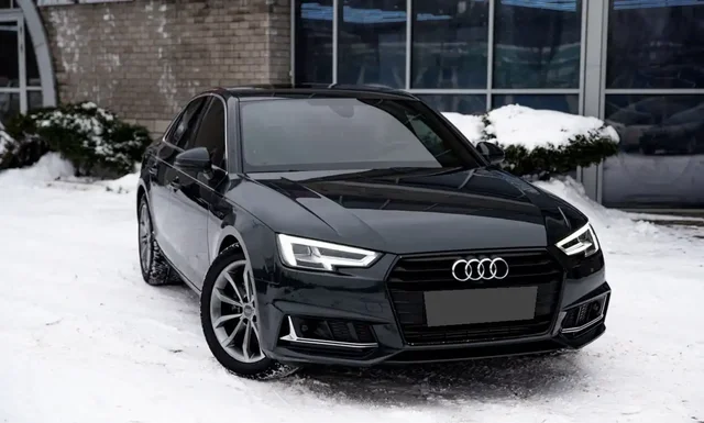 Продам Audi A4 2019 года - Б/у автомобили в Самара