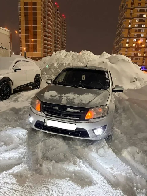Продается Lada Granta 2013 года выпуска - Б/у автомобили в Самара