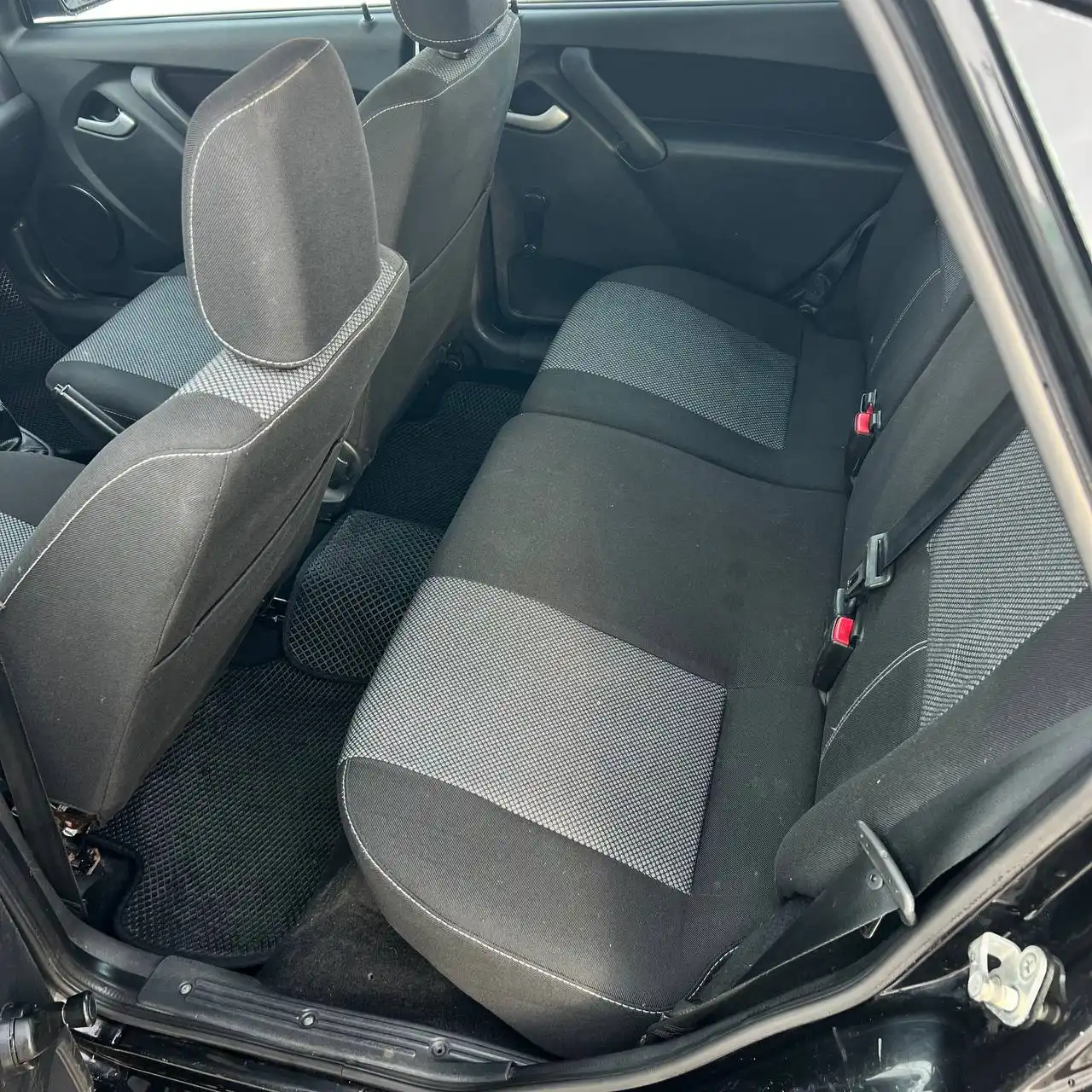 Продажа Лада Гранта 2014 года - Легковые автомобили (Авто) в Нижнекамск