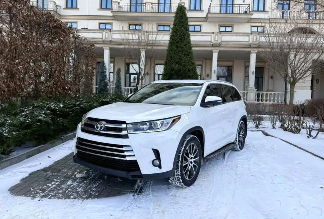 Продам Toyota Highlander 2019 - Внедорожники (Авто) в Самара