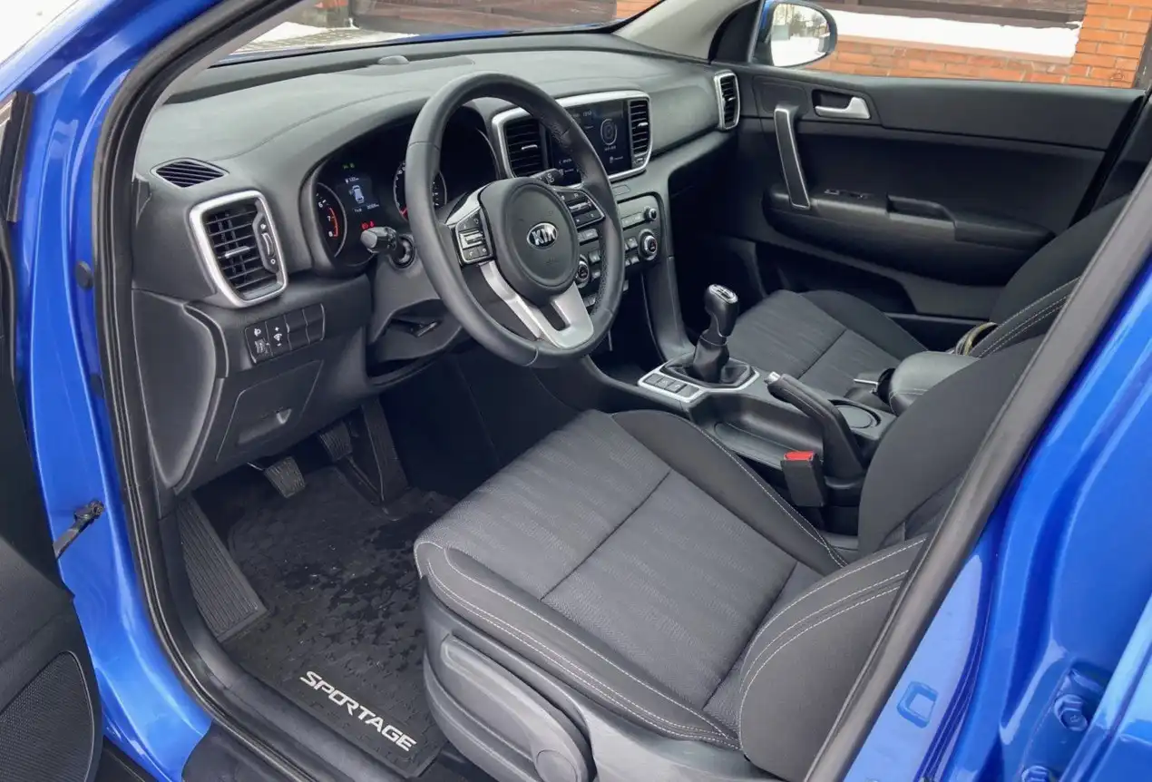Kia Sportage 2020 1.6 бензин, передний привод, механика - Легковые автомобили (Авто) в Самара