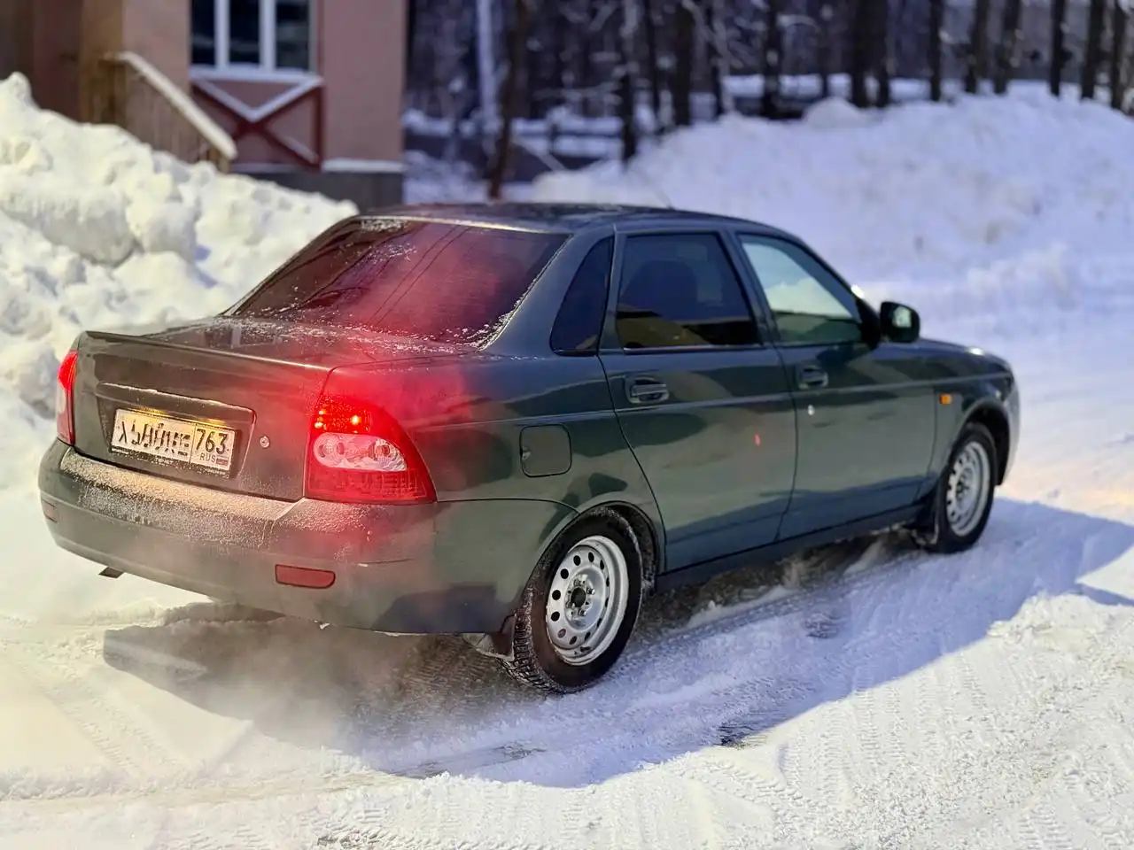 Продажа автомобиля Lada Priora седан 2011 года - Легковые автомобили (Авто) в Самара