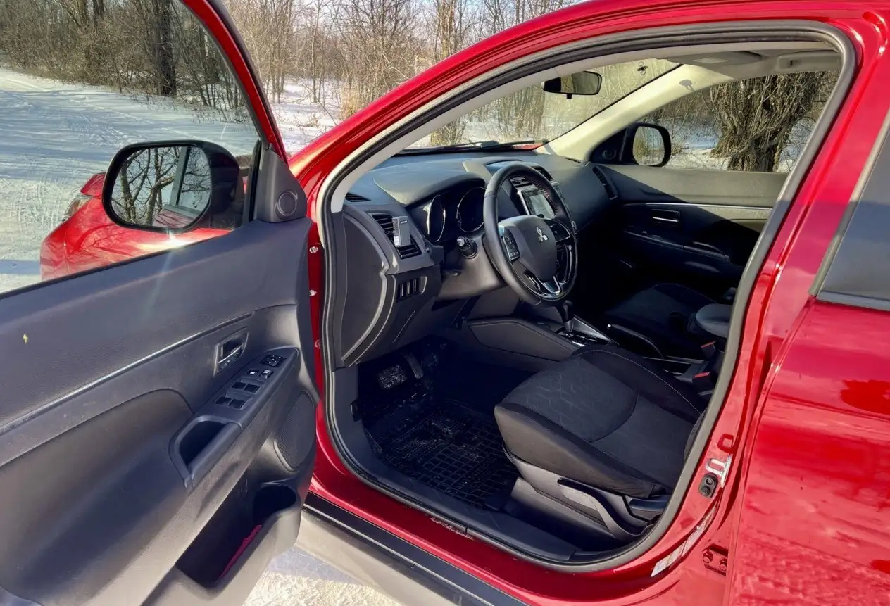 Mitsubishi Outlander Sport 2019 в отличном состоянии - Внедорожники и кроссоверы (Авто) в Самара