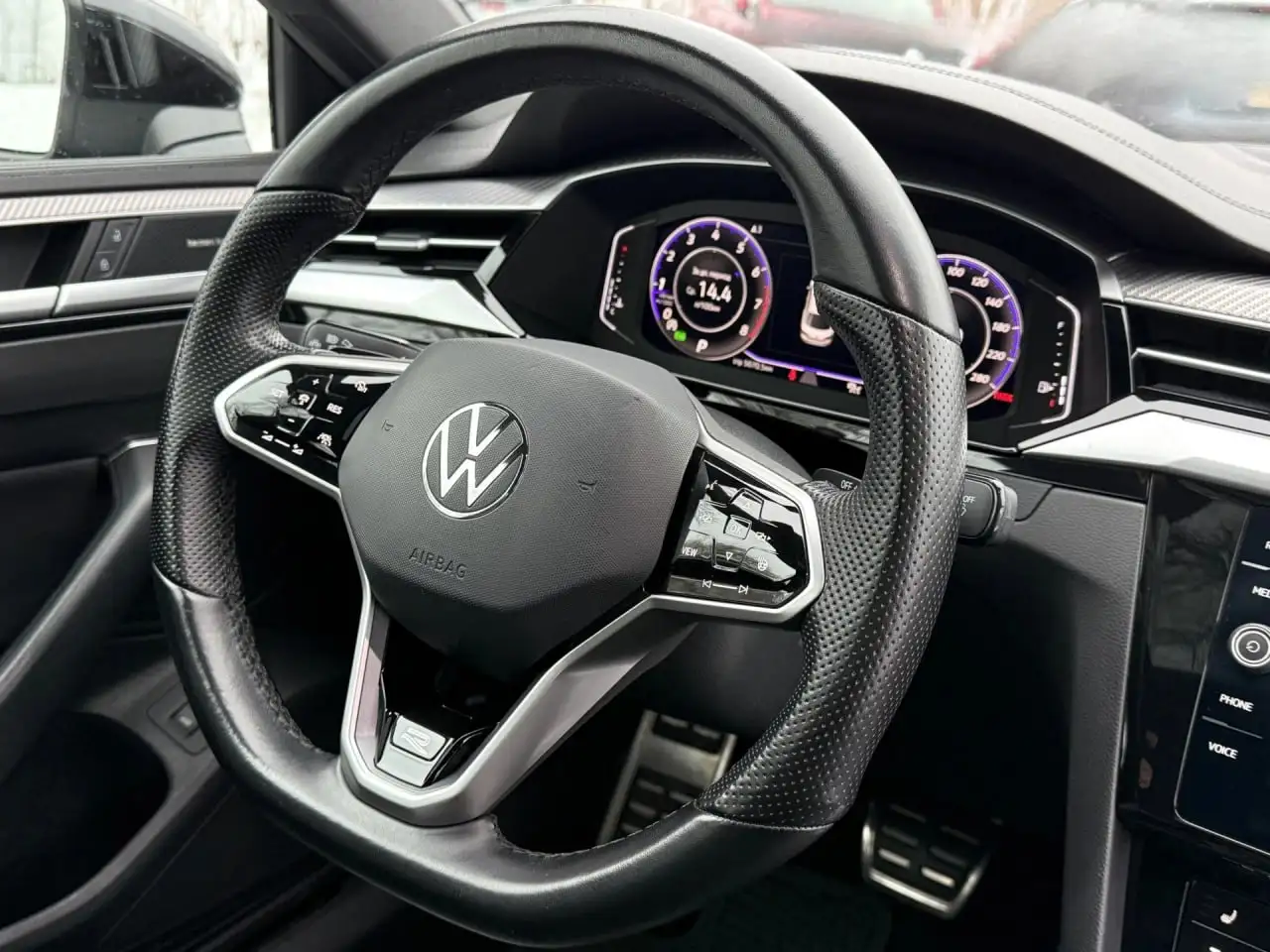 Volkswagen Arteon 2022 бензин 2.0 полный привод - Легковые автомобили (Авто) в Самара