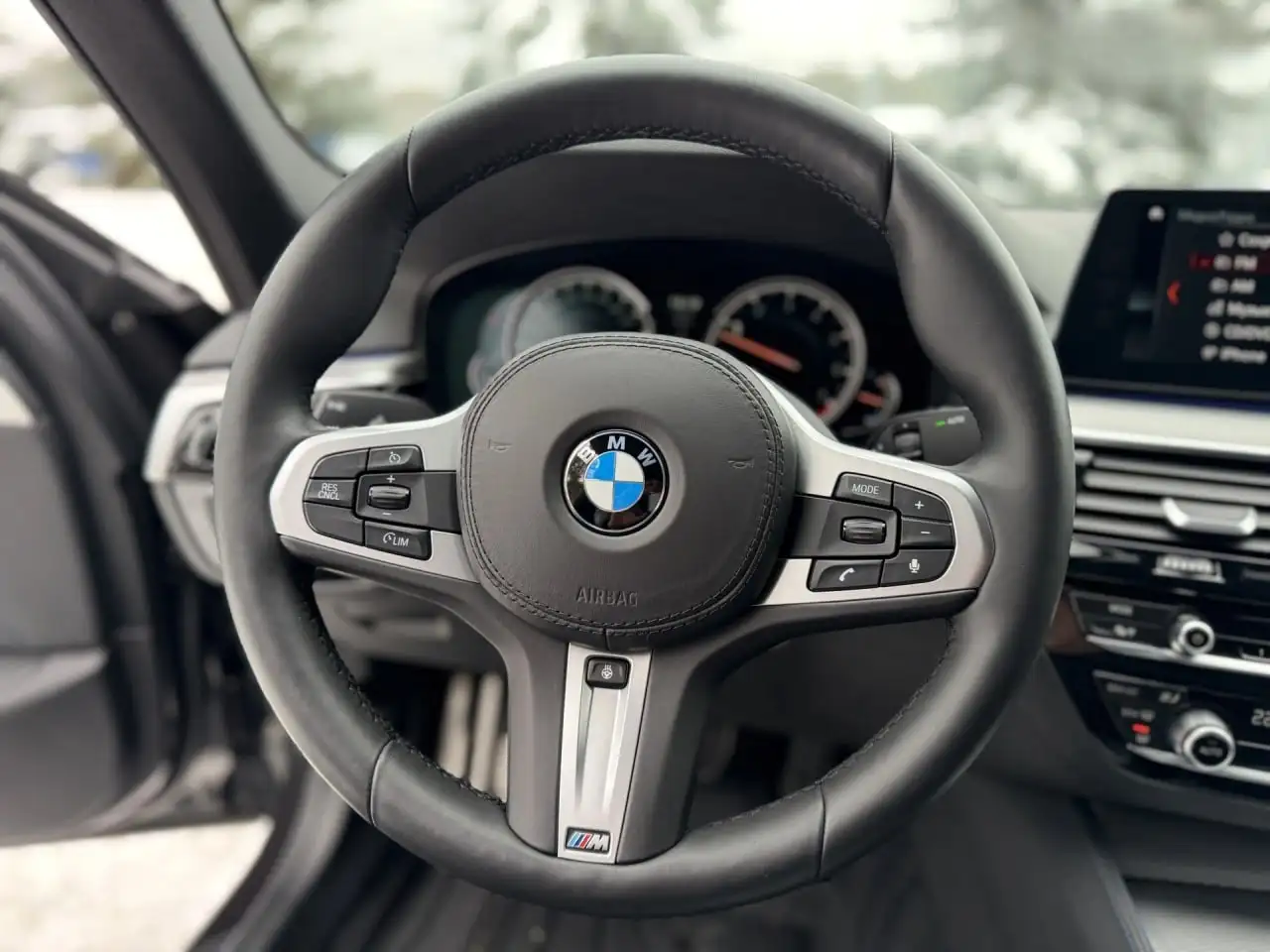 Продам BMW 5 Series 2018 года - Авто в Самара