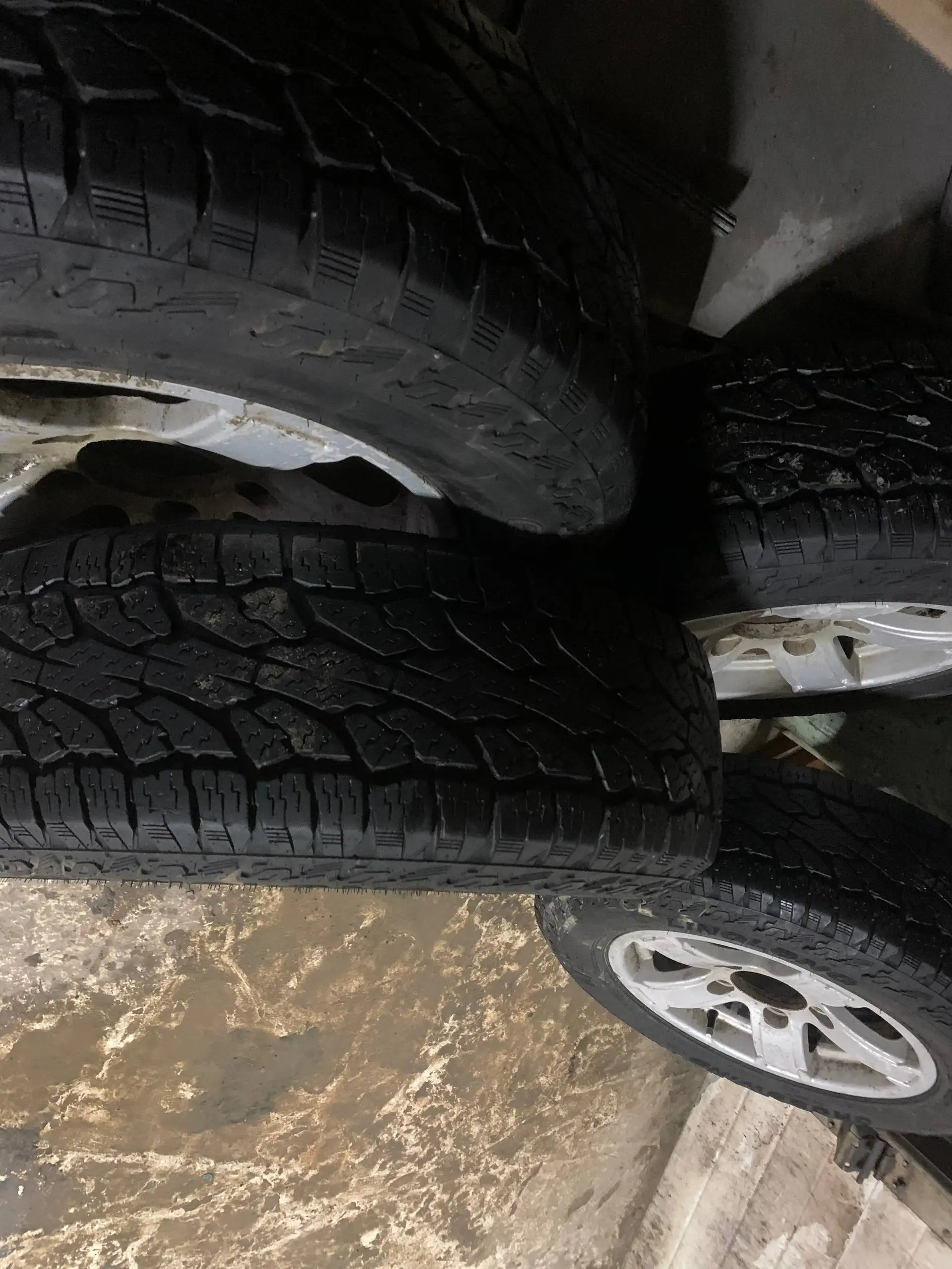 Продам колеса 205/70 R15 96T - Шины и диски (Авто) в Самара