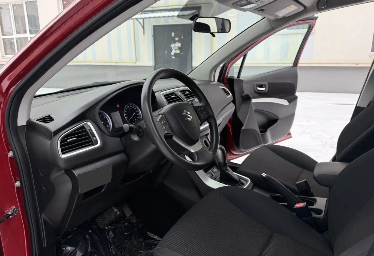 Продается Suzuki SX4 2018 года - Легковые автомобили (Авто) в Самара