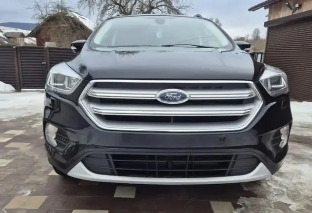Продажа Ford Kuga 2019 года - Микроавтобусы в Самара