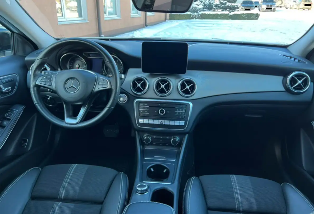 Mercedes-Benz GLA-Class 2019 - Авто в Самара