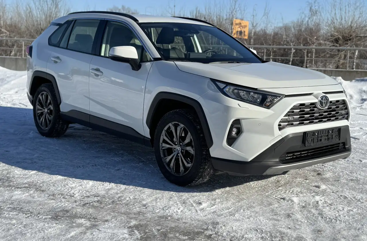 Продажа Toyota RAV4 2022 года - Авто в Самара