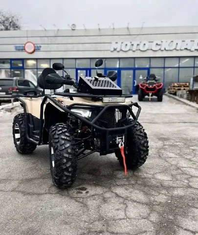 Квадроцикл 400 кубов 35 сил с лебедкой и фаркопом - Мотоциклы в Самара