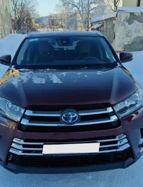 Toyota Highlander 3.5 Hybrid 2018 года - Авто в Мурманск