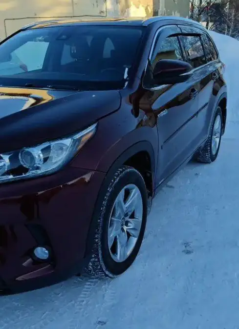 Toyota Highlander 3.5 Hybrid 2018 года - Внедорожники, кроссоверы (Авто) в Мурманск
