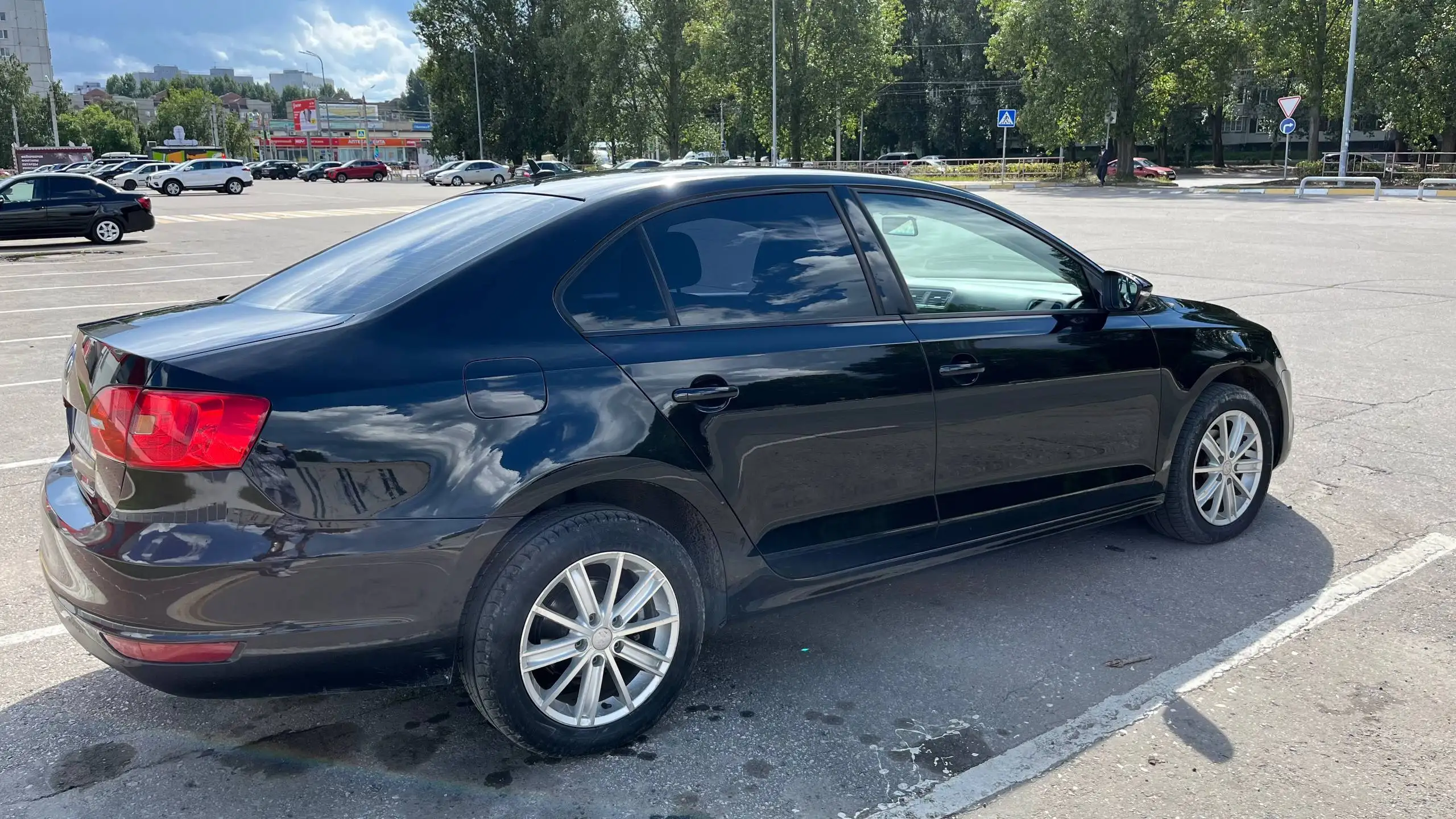 Volkswagen Jetta VII 2013 г.в. 1.6 АКПП - Легковые автомобили (Авто) в Ульяновск