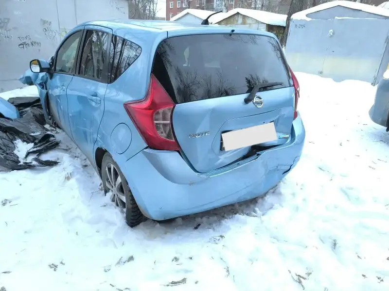 Nissan Note 2013 после ДТП - Авто в Омск
