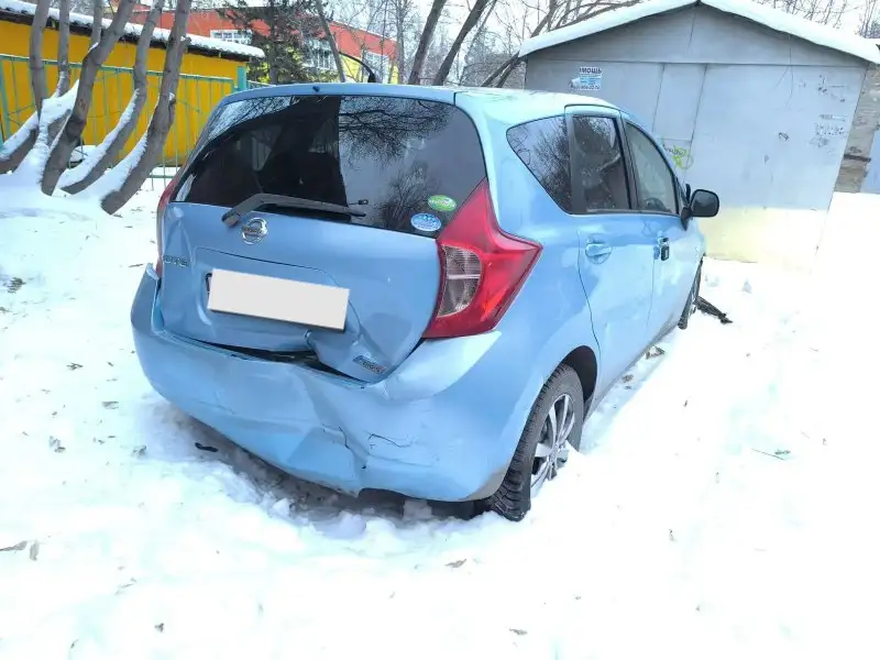 Nissan Note 2013 после ДТП - Авто в Омск