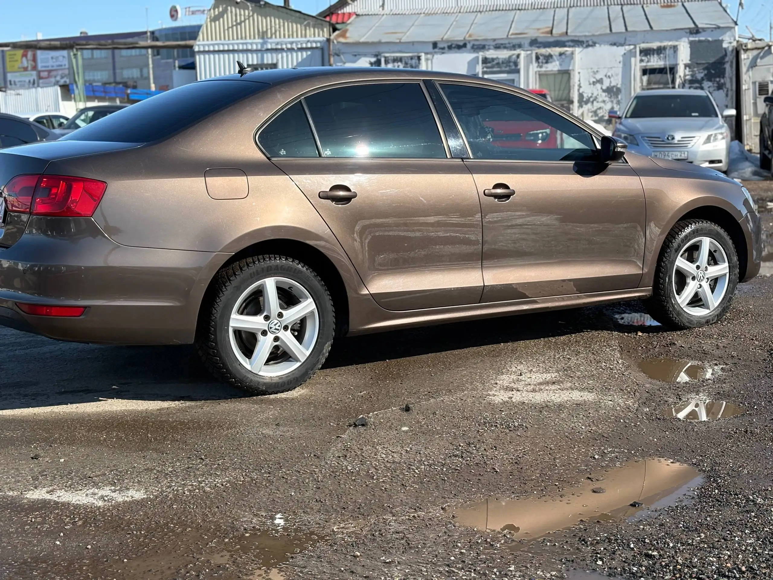 Volkswagen Jetta 2013 года в отличном состоянии - Авто в Неизвестно