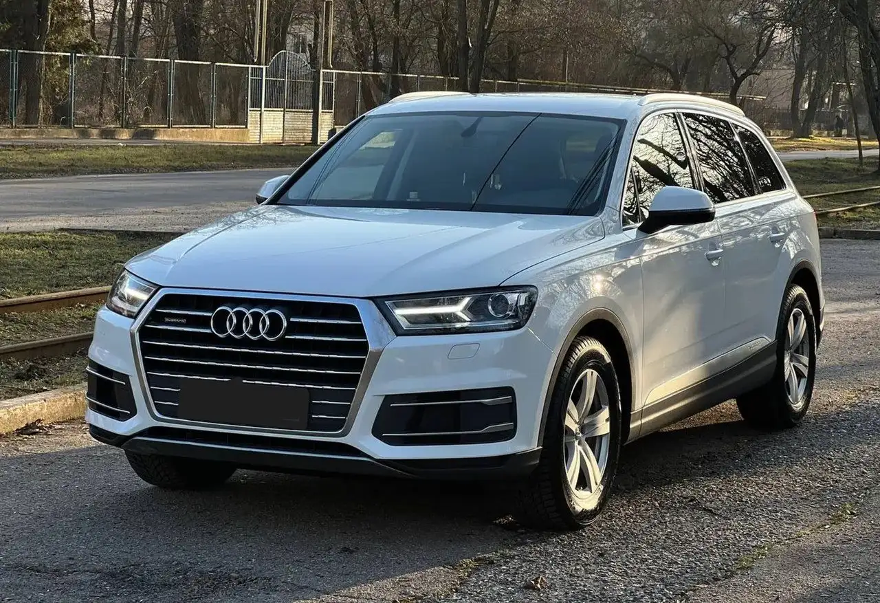 Продажа Audi Q7 2017 года - Легковые автомобили (Авто) в Самара