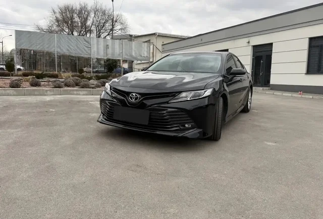 Продажа Toyota Camry 2019 года - Вездеход в Самара
