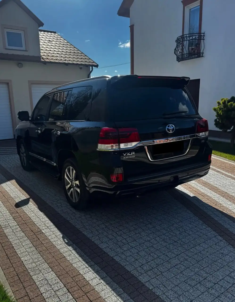 Toyota Land Cruiser 200 4.6 V8 AWD 2017 года - Авто в Самара