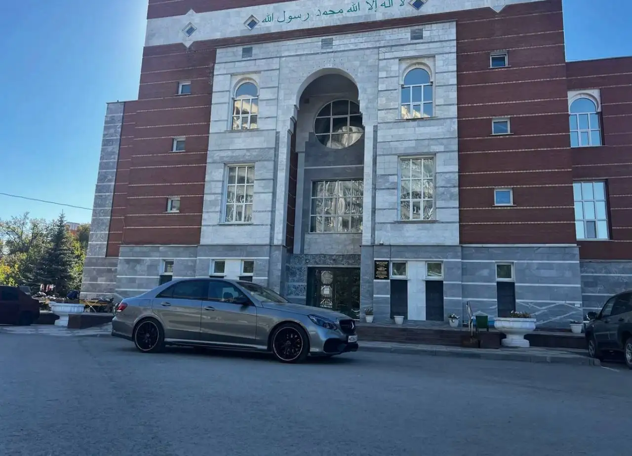 Продажа Mercedes W212 2013 года - Авто в Чапаевск