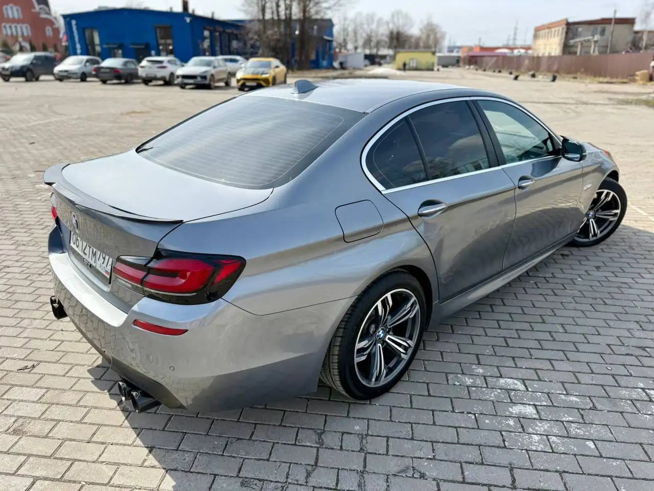 BMW 520i 2014 года выпуска - Авто в Москва