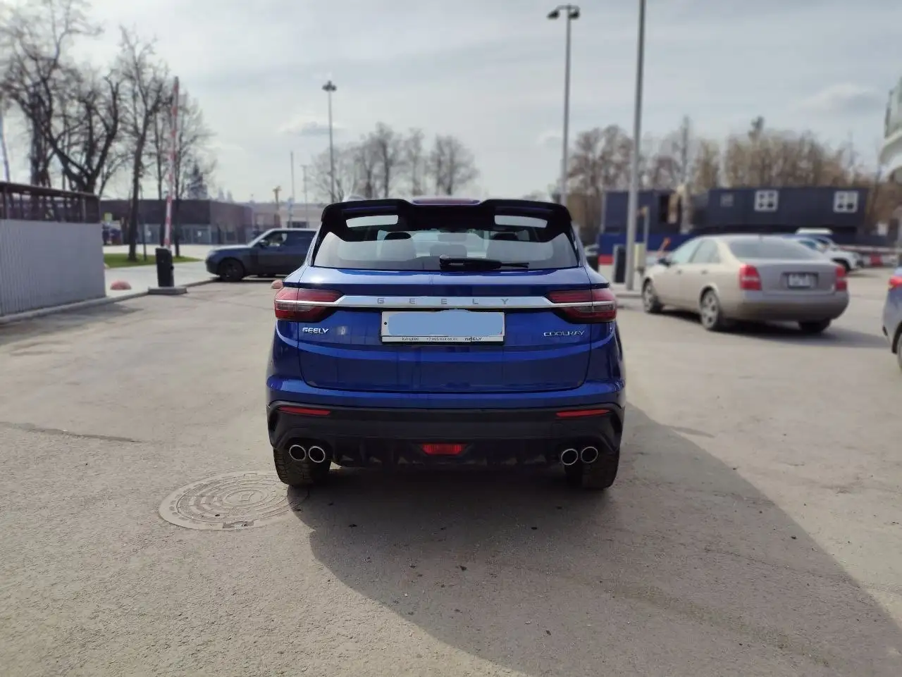 Geely Coolray 2022 г., 1.5 л, робот, пробег 134000 км - Авто в Москва