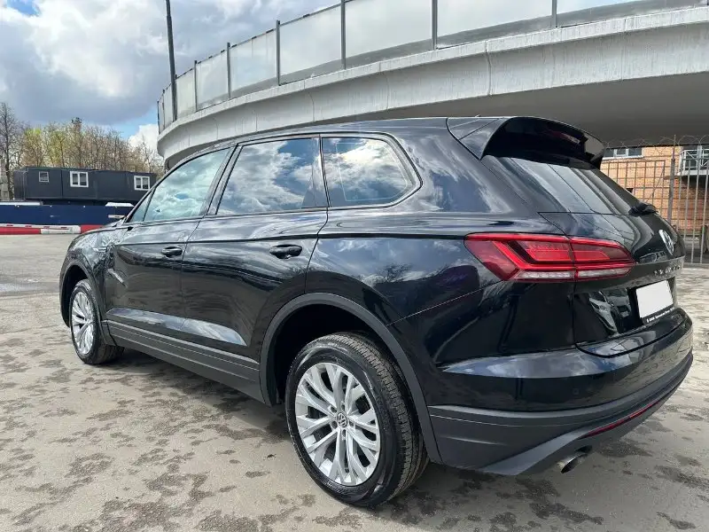 Volkswagen Touareg 2020 года, 3.0 AT, пробег 81000 км - Авто в Москва