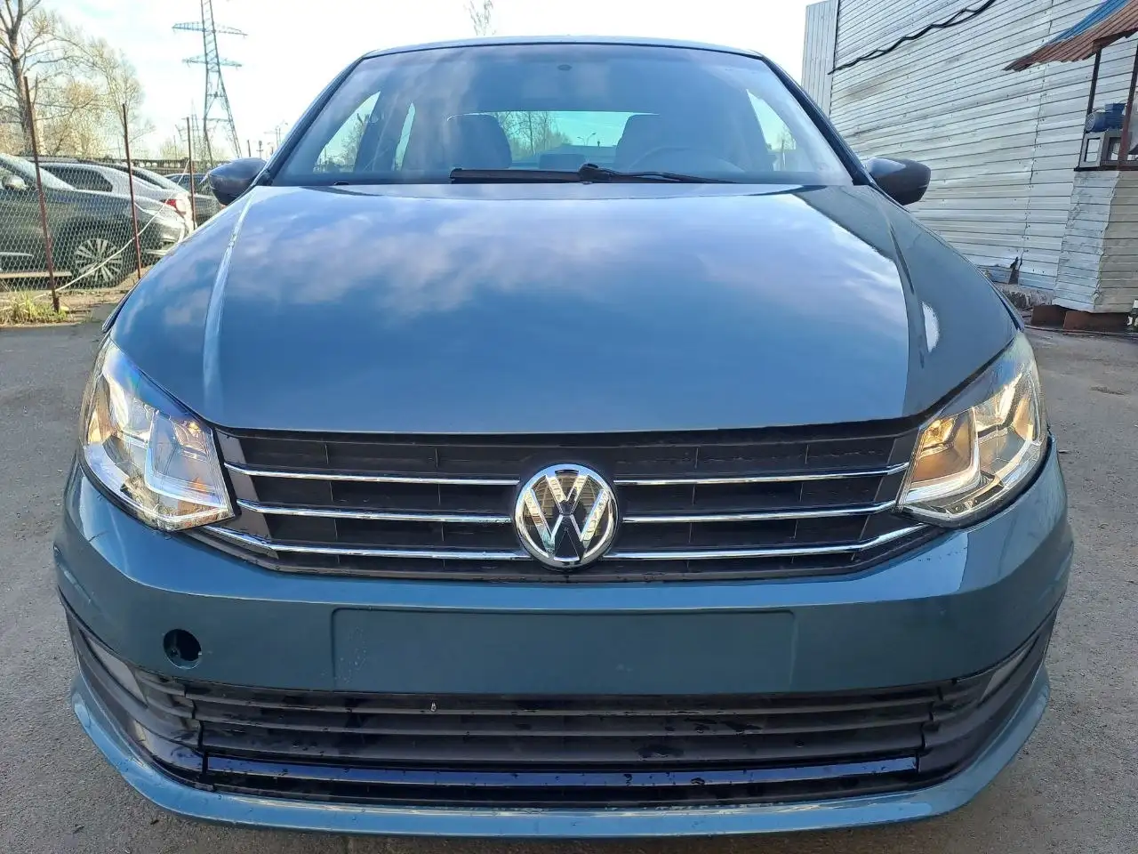 Volkswagen Polo 2019 года с пробегом 173000 км - Легковые автомобили (Авто) в Санкт-Петербург