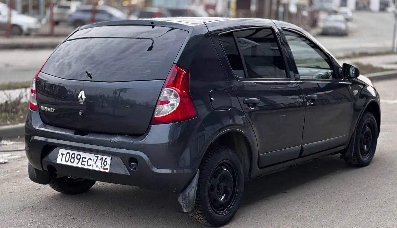 Продается Рено Сандеро 2010 года - Легковые автомобили (Авто) в Казань