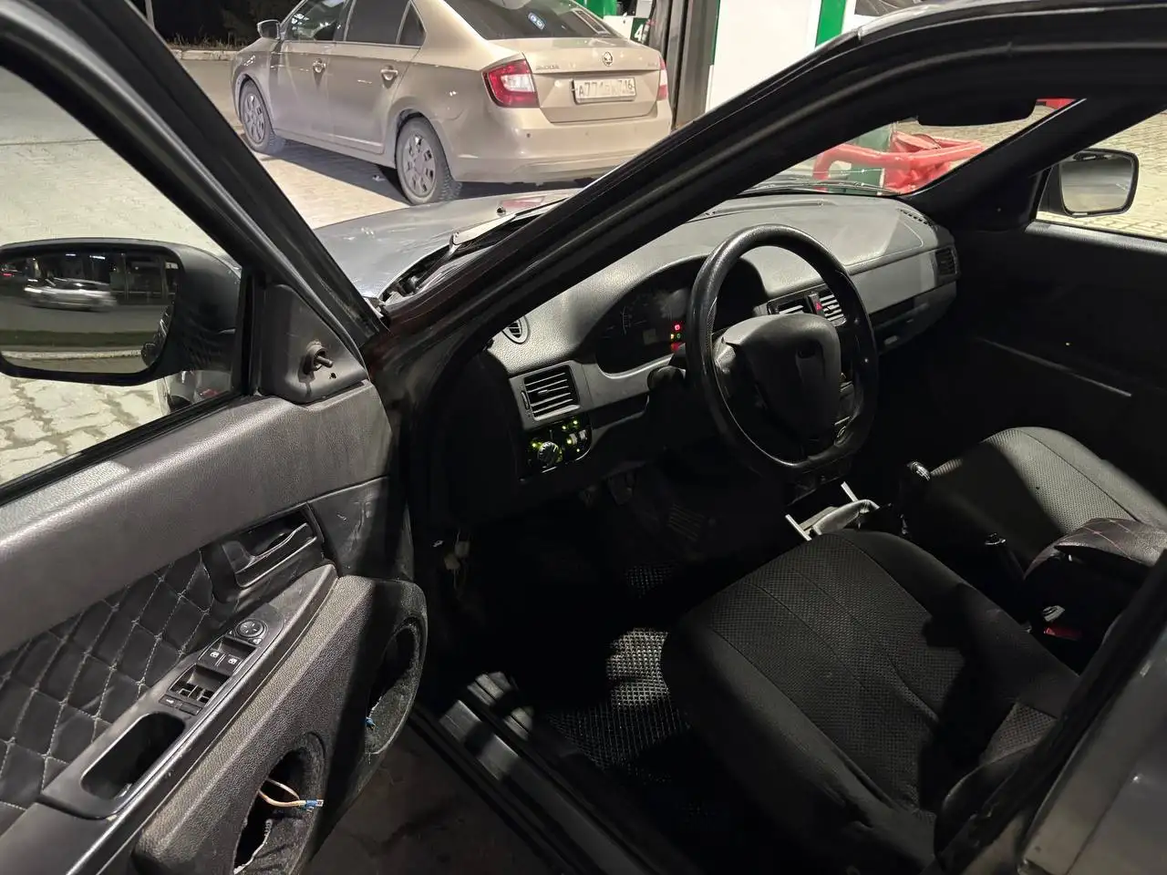 Продается Lada Priora 2011 года - Легковые автомобили (Авто) в Казань