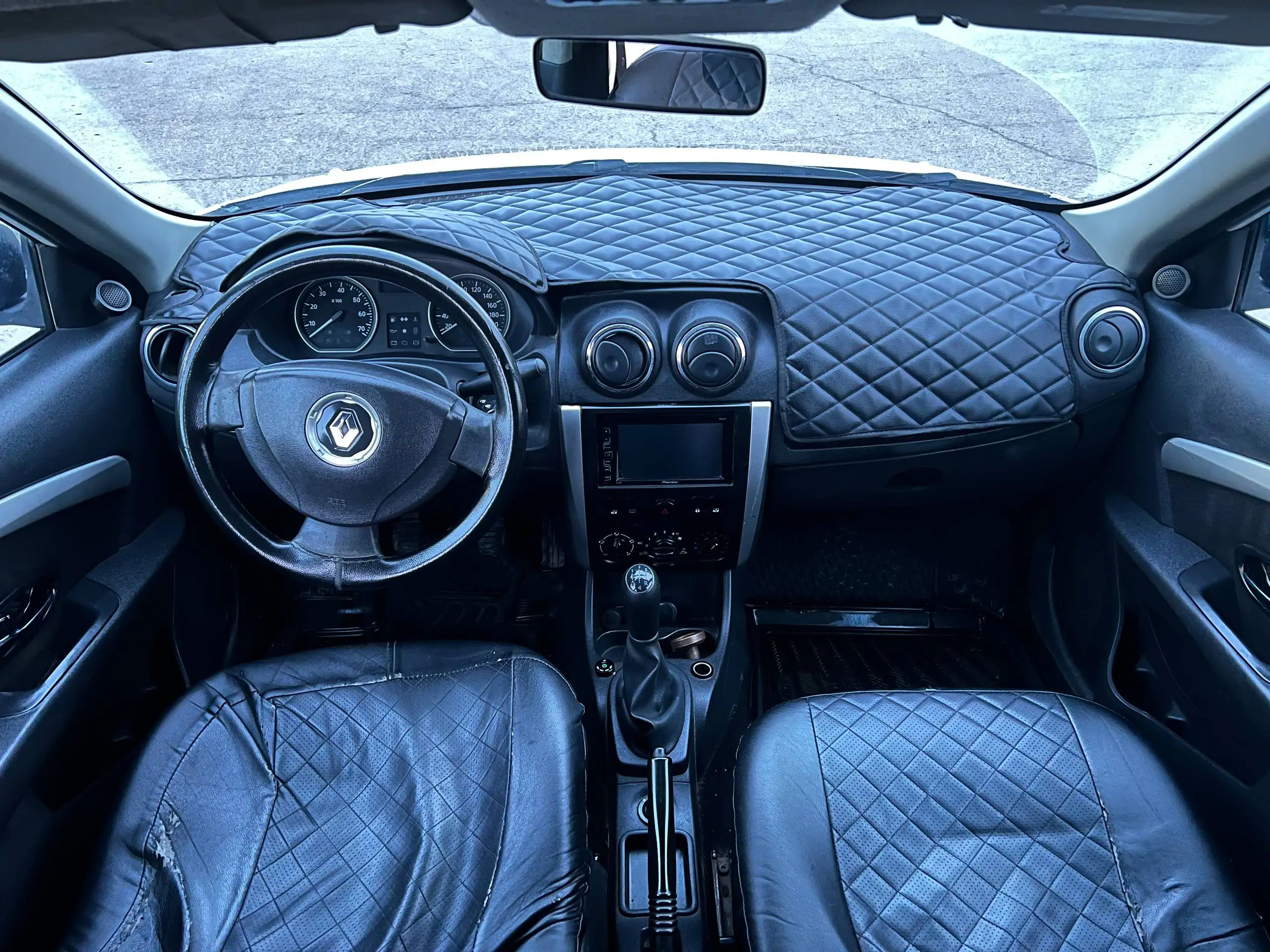 Nissan Almera 2014 - Авто в Набережные Челны