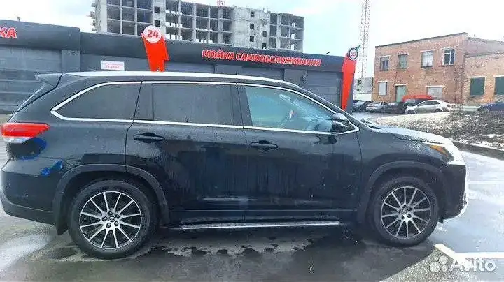 Toyota Highlander 3.5 AT 2017 Luxe Safety - Toyota Highlander (Авто) в Пенза