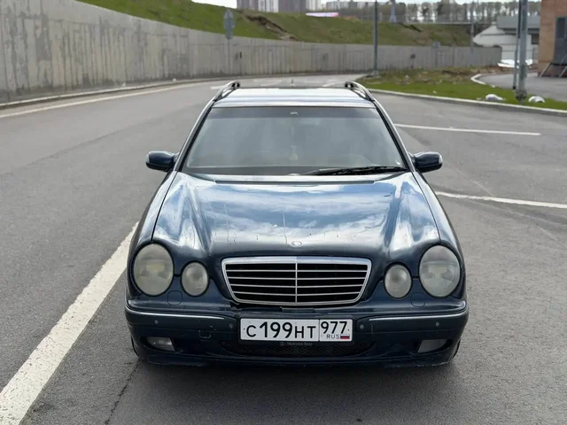 Мерседес Е класс 2002 - Грузовые автомобили в Москва