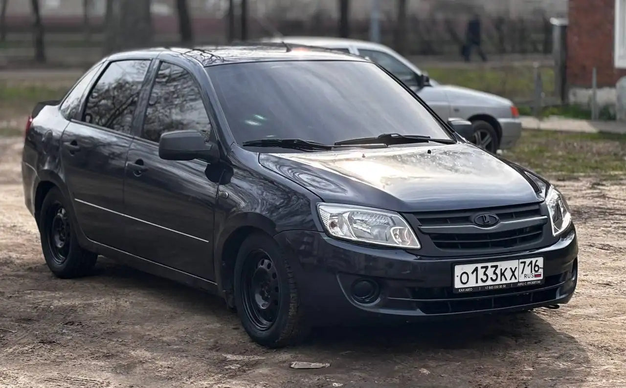 Lada Granta 2013 с кондиционером - Легковые автомобили (Авто) в Казань