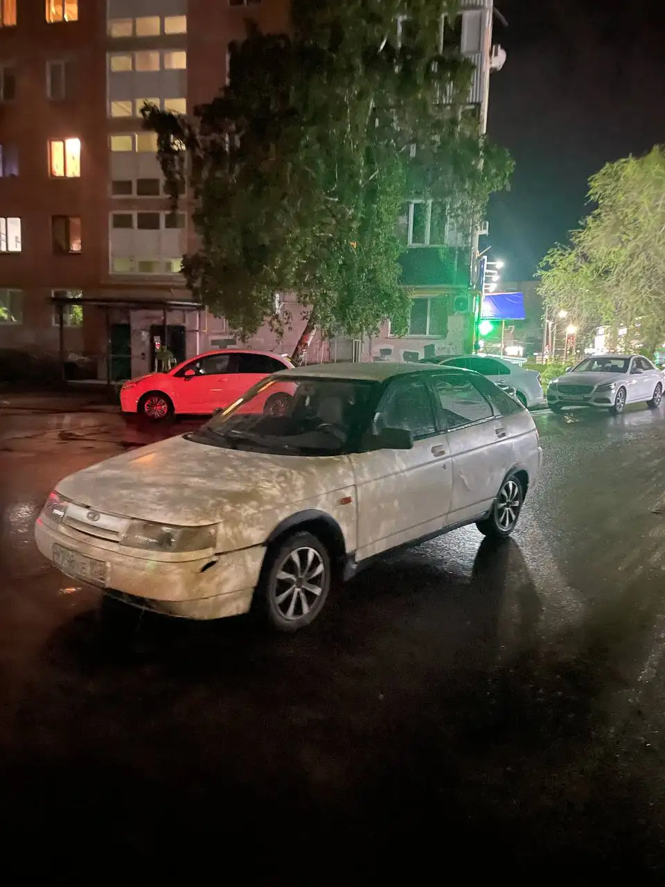 ВАЗ 2112 2008 года в хорошем состоянии - Легковые автомобили (Авто) в Самара
