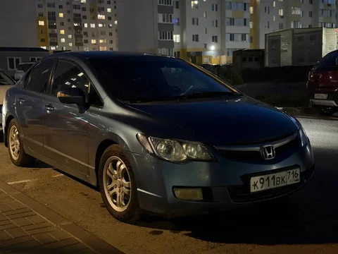 Автомат с кондиционером, 7 год - null в Самара