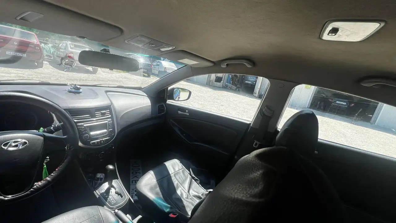 Hyundai Solaris, 2016 год - Легковые автомобили (Авто) в Чапаевск