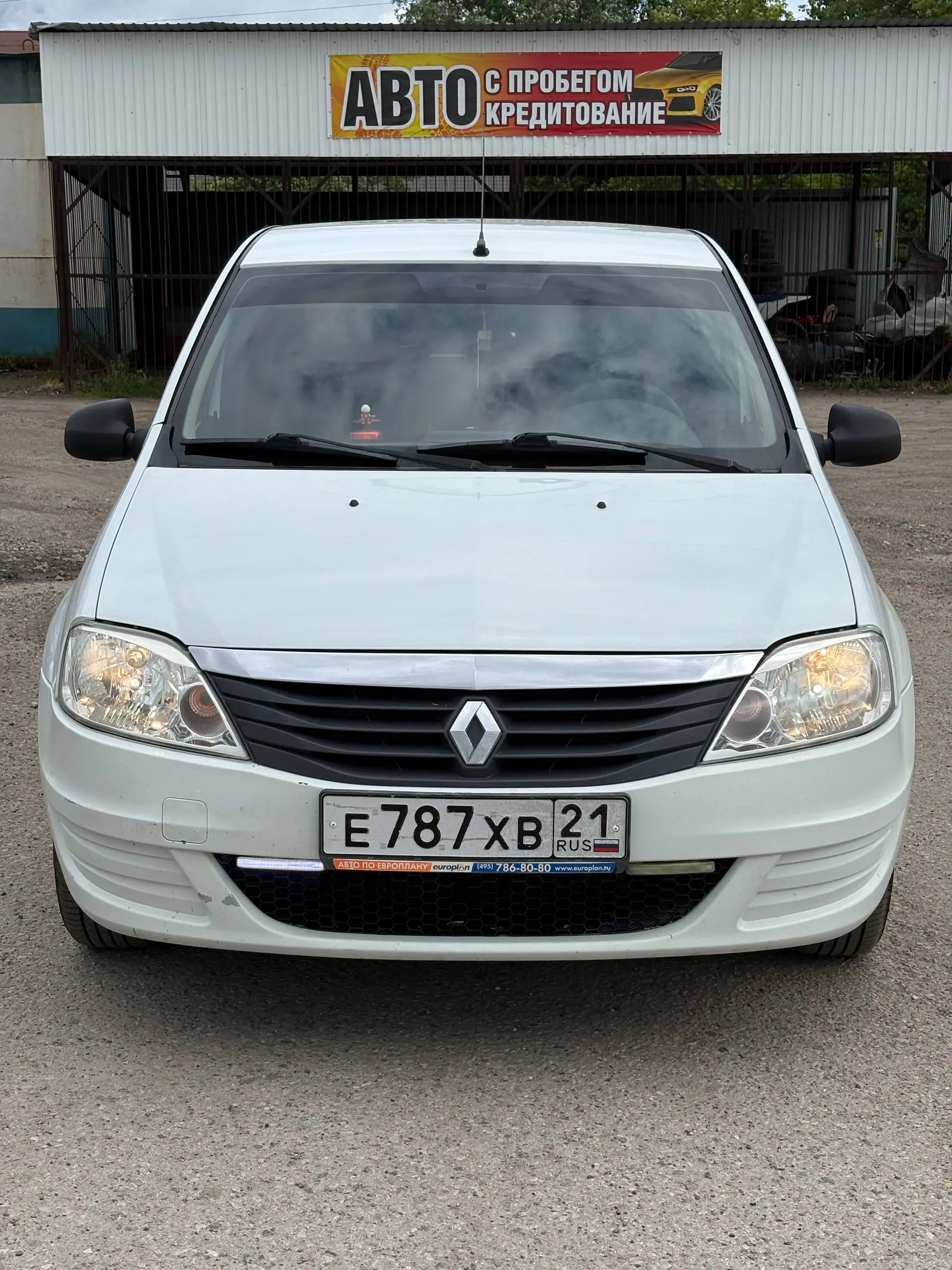 Renault Logan 2015 в отличном состоянии - Авто в Канаш