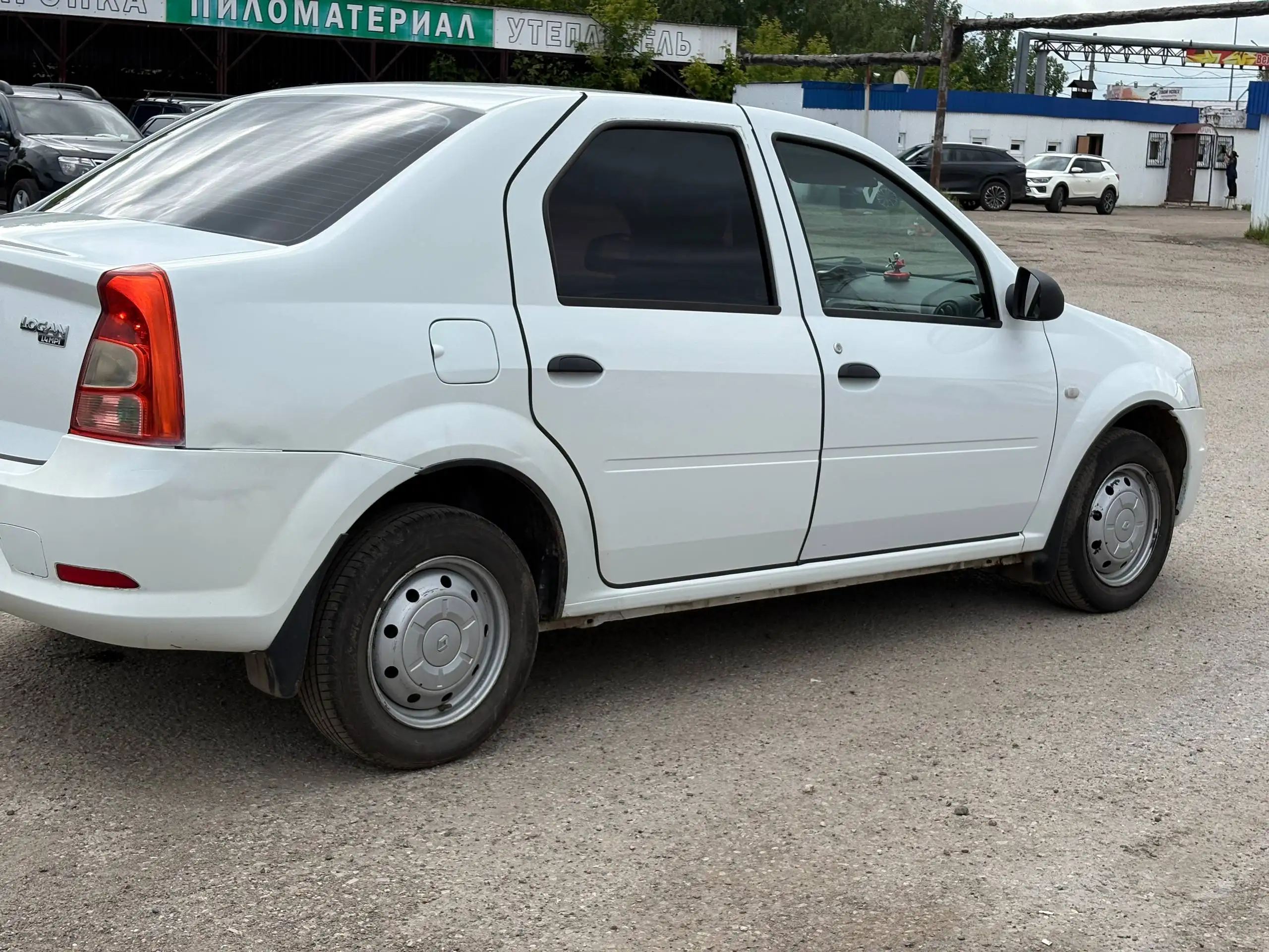 Renault Logan 2015 в отличном состоянии - Авто в Канаш