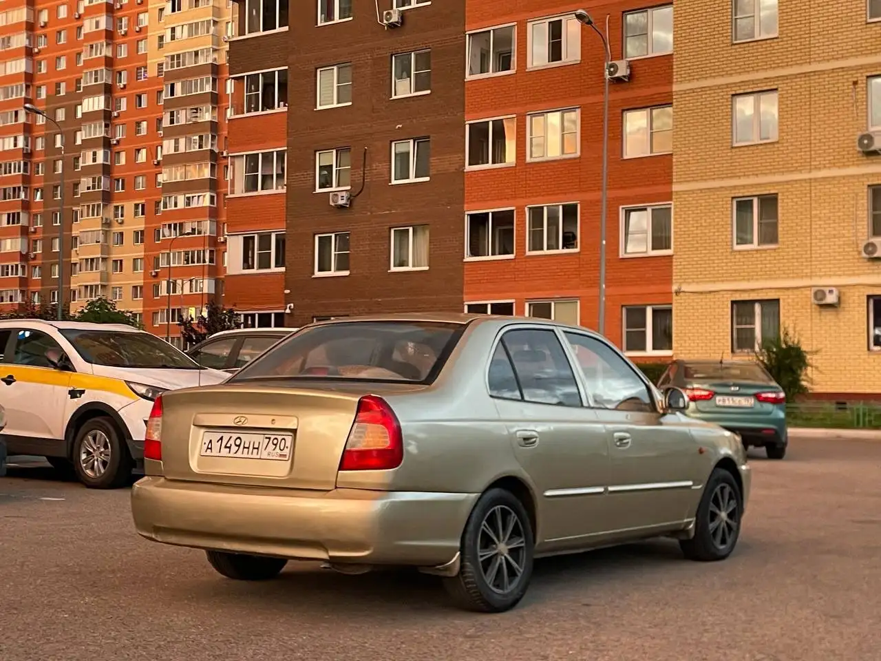 Продажа авто на ходу с ПТС - Легковые автомобили (Авто) в Москва