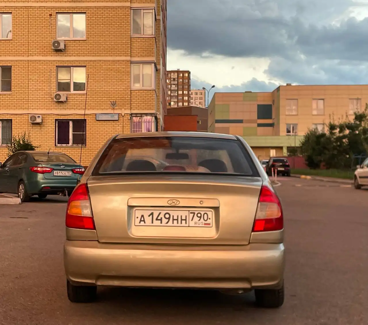 Продажа авто на ходу с ПТС - Легковые автомобили (Авто) в Москва