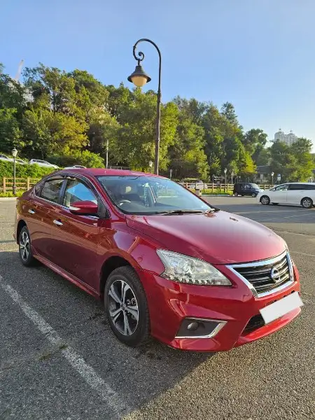 Nissan Sylphy Zero Emission 2018 - Электромобили (Авто) в Владивосток