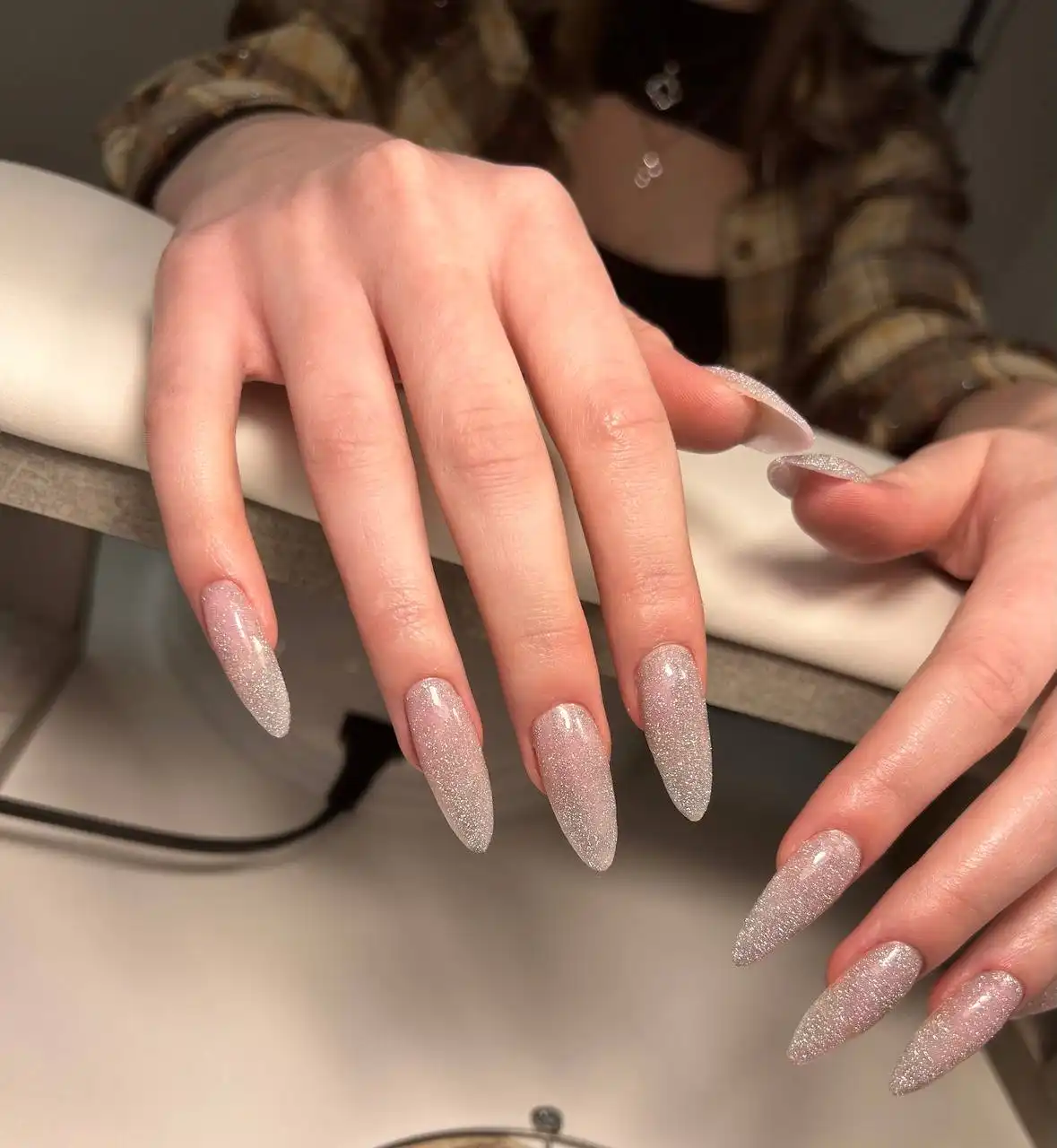 Маникюр и наращивание ногтей от Дианы в Саратове