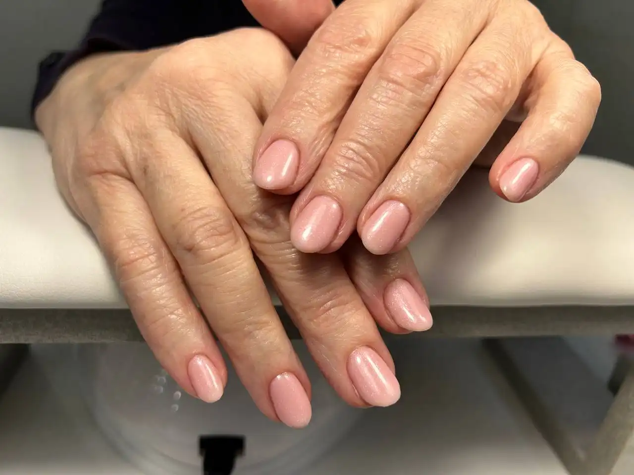 Маникюр и наращивание ногтей от Дианы в Саратове