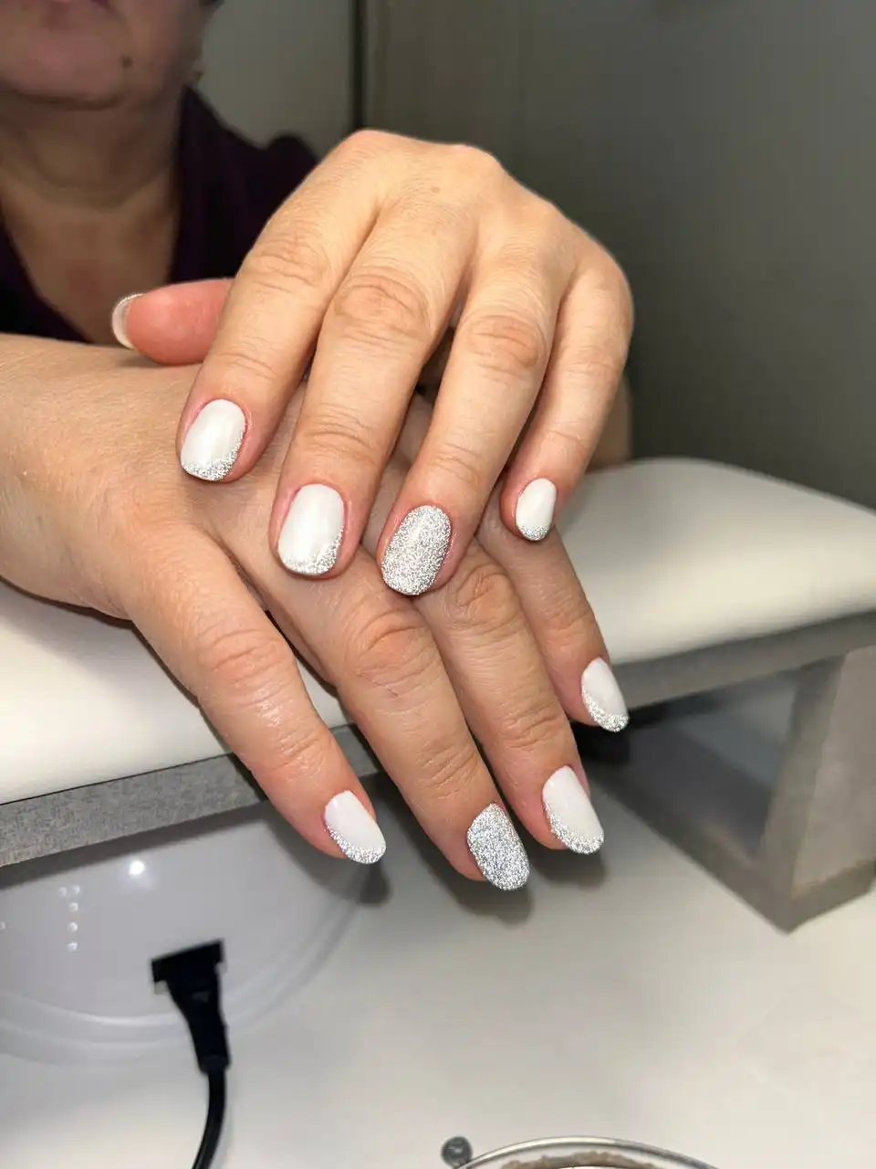 Маникюр и наращивание ногтей от Дианы в Саратове