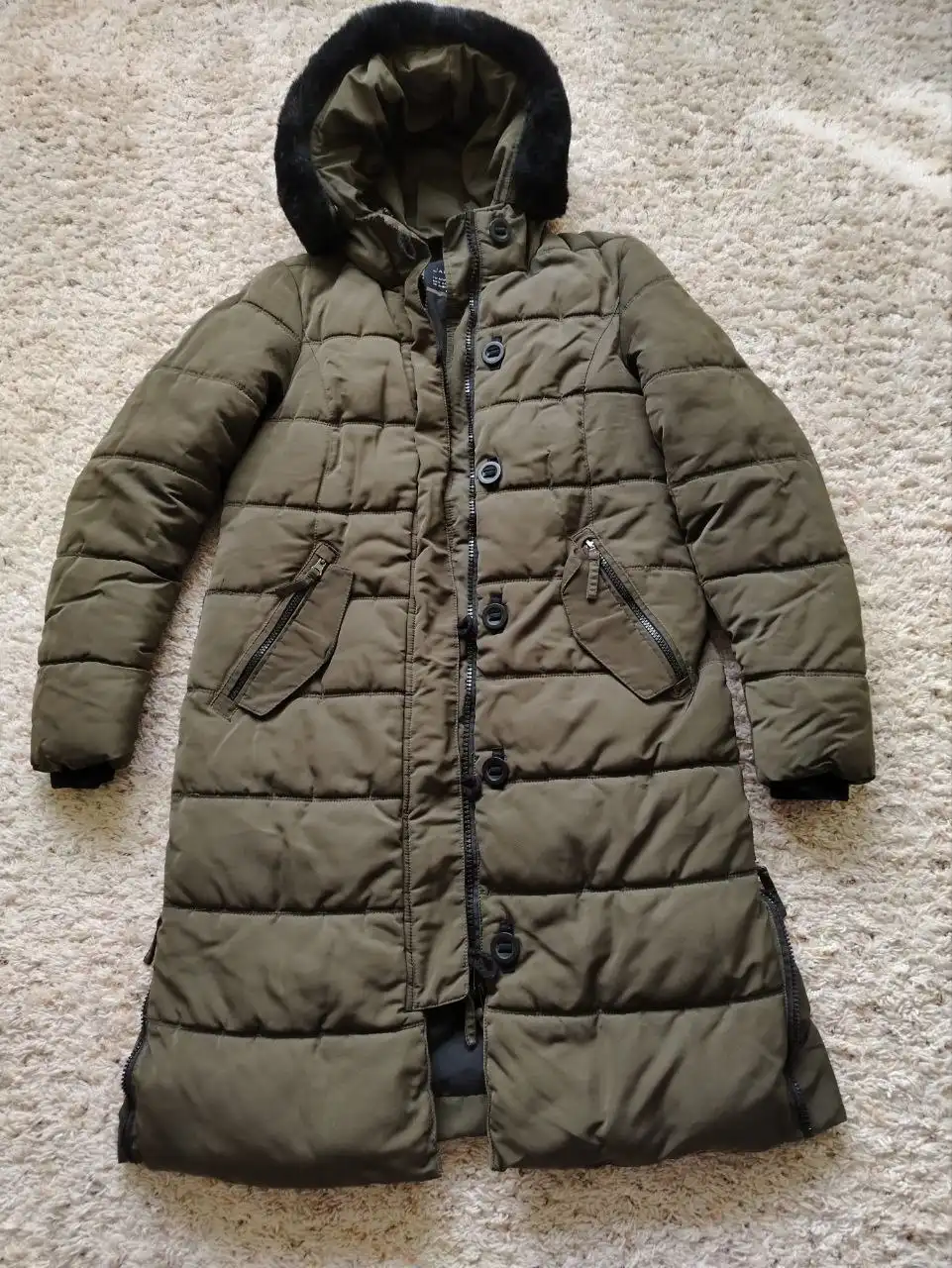Пуховик рост 164 цвет хаки в идеальном состоянии